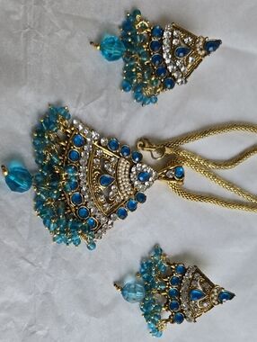 Gold-Tone Blue Crystal Jhumka Necklace Set